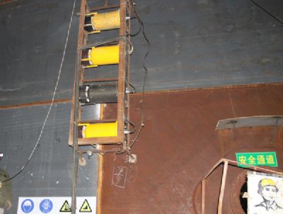 點擊查看詳細信息<br>標題：儲罐現(xiàn)場檢測 閱讀次數(shù)：5995